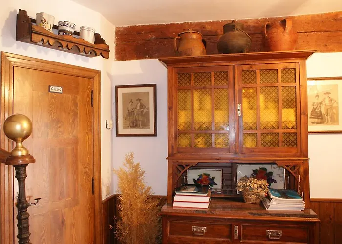 El Acebo Country house Pradena